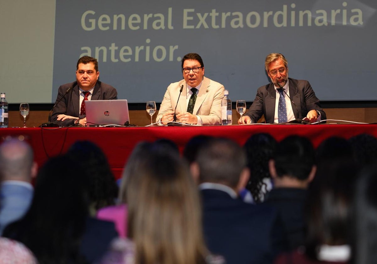 Unánime respaldo a la gestión del Colegio de Gestores Administrativos de Sevilla en su Junta General celebrada en Jerez