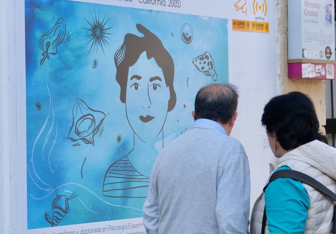 Fotos: La exposición &#039;Mujeres de la Mar&#039; ya se puede contemplar en el Mercado Central de Cádiz