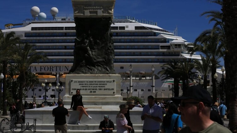 Cádiz vive el arranque de la temporada alta de cruceros