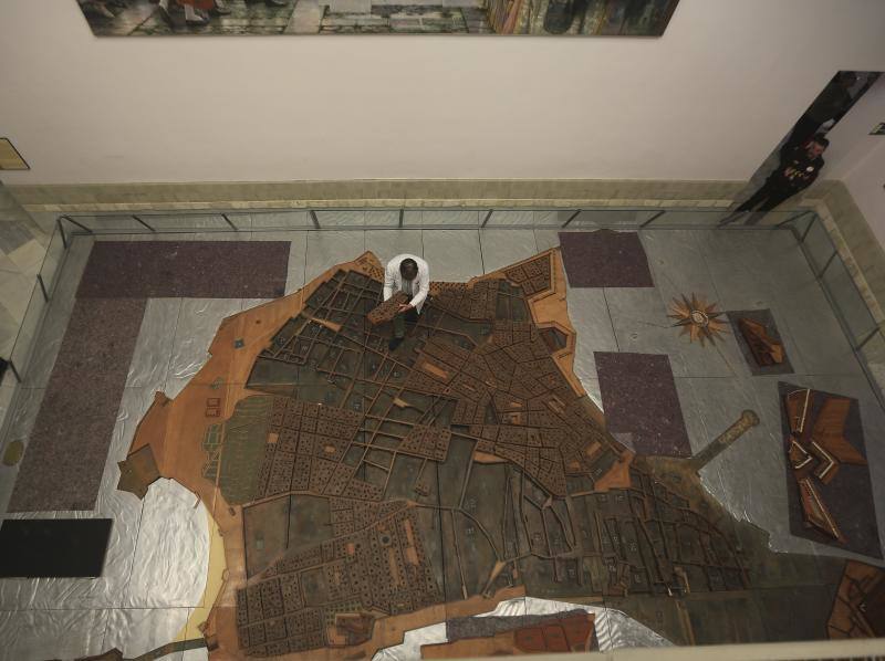 Fotos: Así está siendo la restauración de la Maqueta de Cádiz