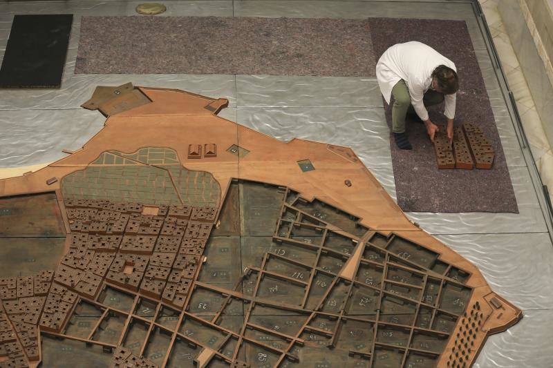 Fotos: Así está siendo la restauración de la Maqueta de Cádiz