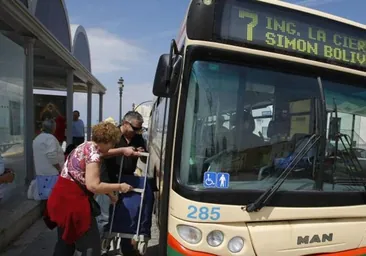 AIG llevará a Pleno la «urgencia» por mejorar el servicio de autobús urbano de Cádiz