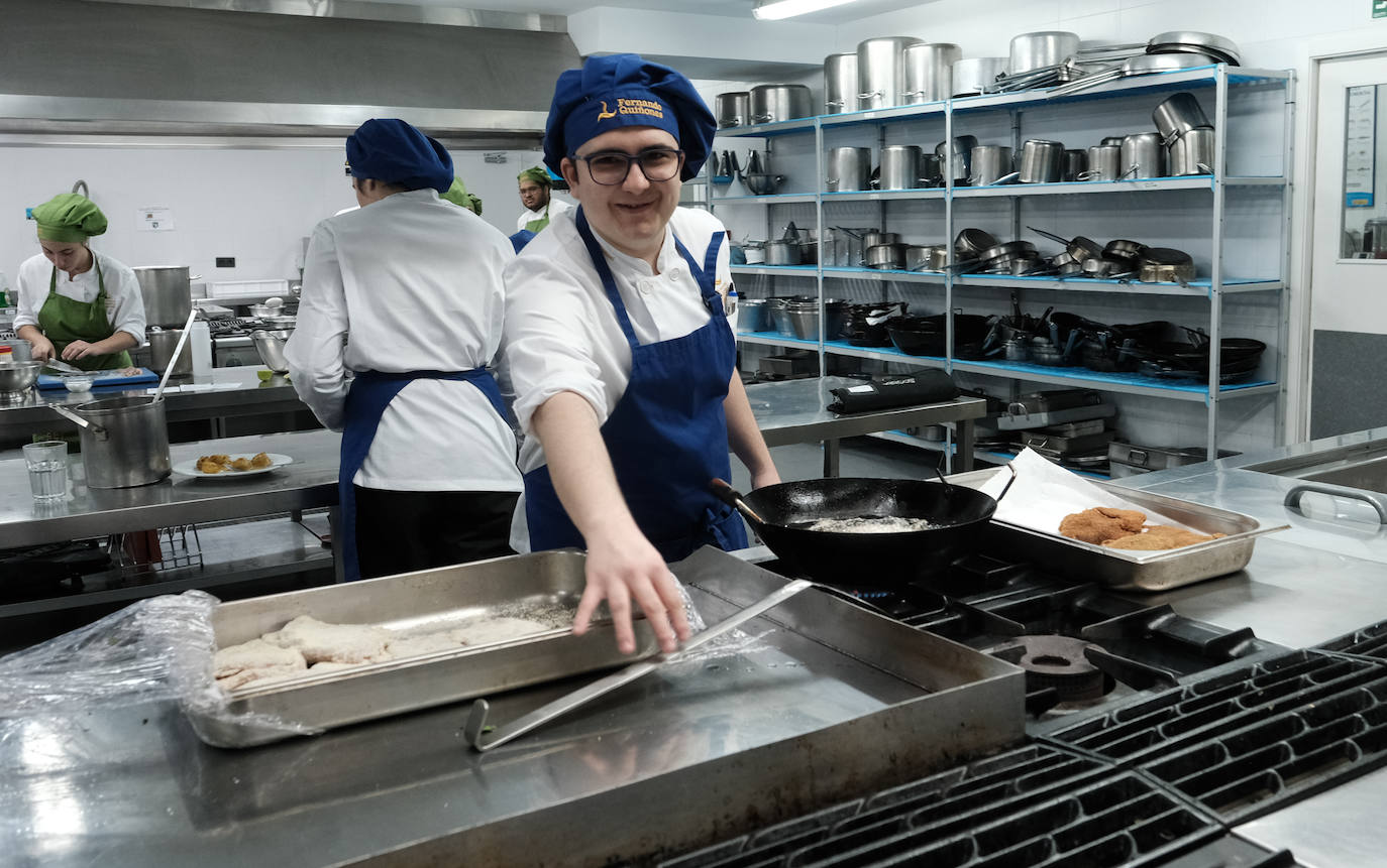 Fotos: La Escuela de Hostelería Fernando Quiñones celebra su 50 aniversario