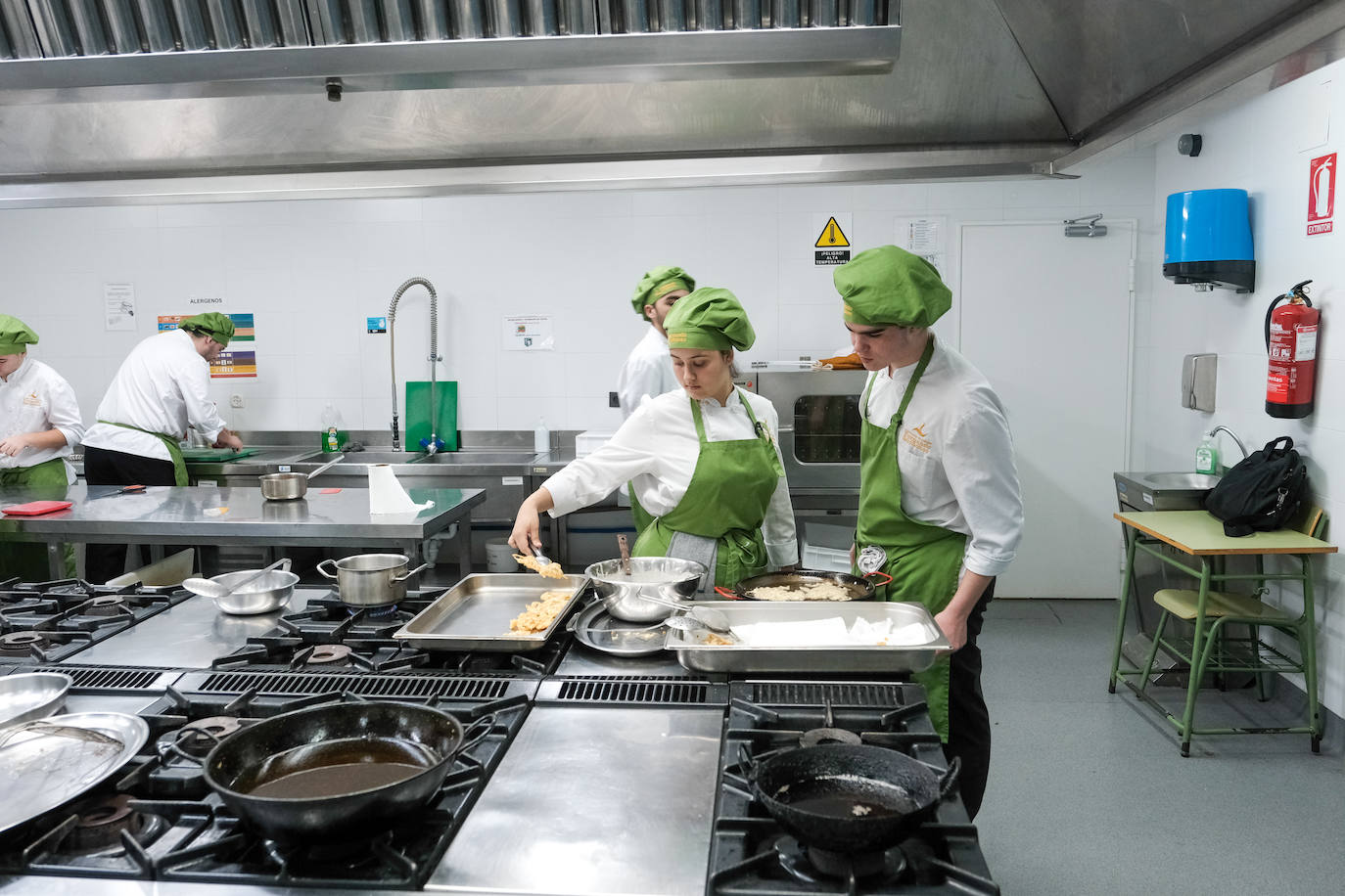 Fotos: La Escuela de Hostelería Fernando Quiñones celebra su 50 aniversario