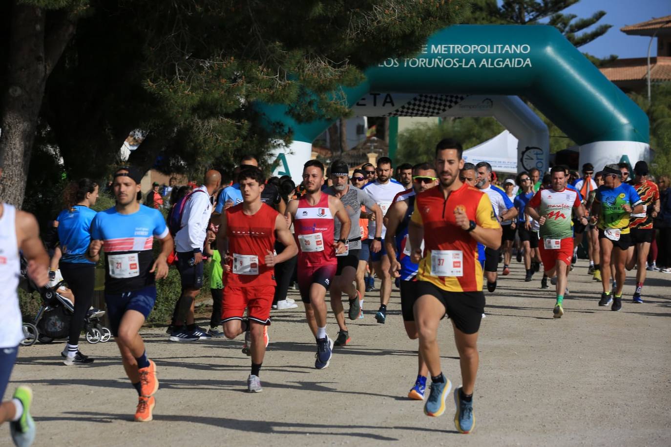 Fotos: Así ha sido la carrera solidaria &#039;Corre por una causa&#039; en El Puerto