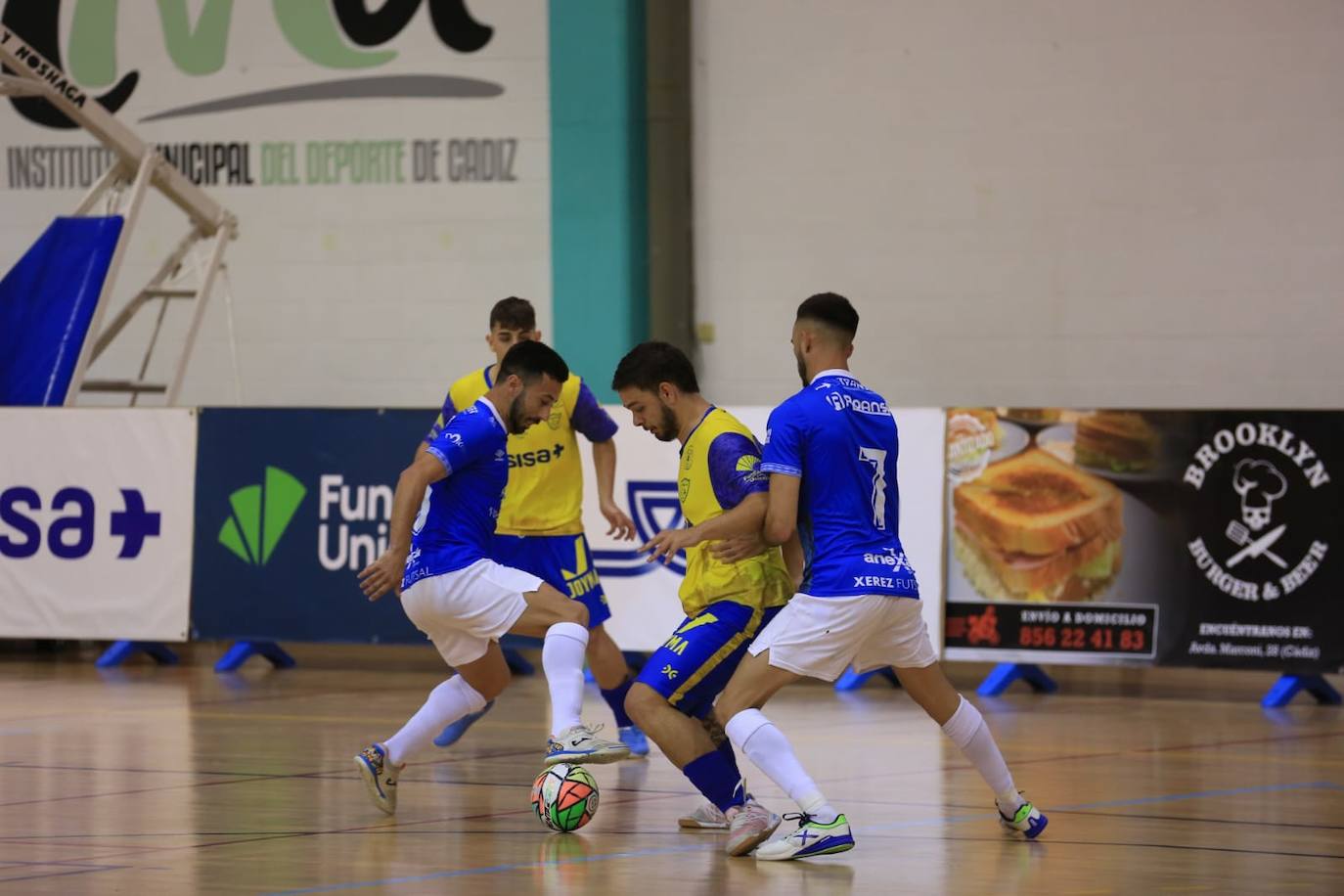 Fotos: Derbi Cádiz CF Virgili - Xerez DFC Toyota Nimauto