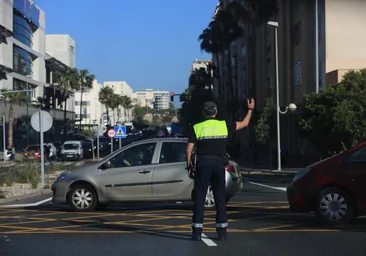 Dos accidentes de tráfico en el Segundo Puente provocan importantes retenciones a la entrada y la salida de Cádiz