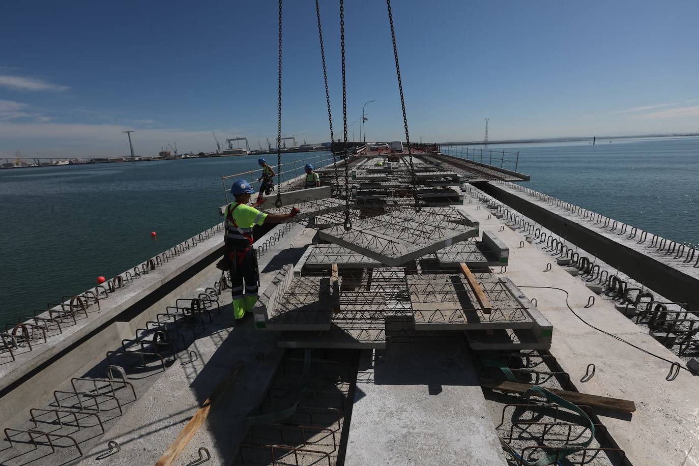 La evolución del Puente Carranza de Cádiz tras las obras, en fotos