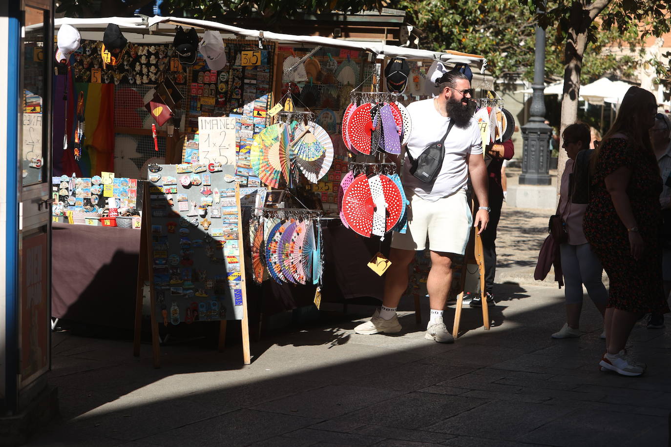 Fotos: Más de 8.000 cruceristas en Cádiz este jueves