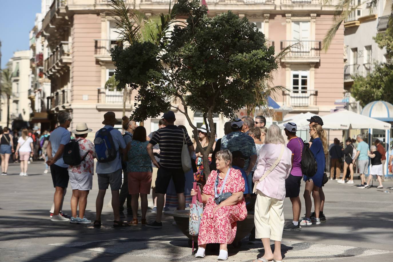 Fotos: Más de 8.000 cruceristas en Cádiz este jueves
