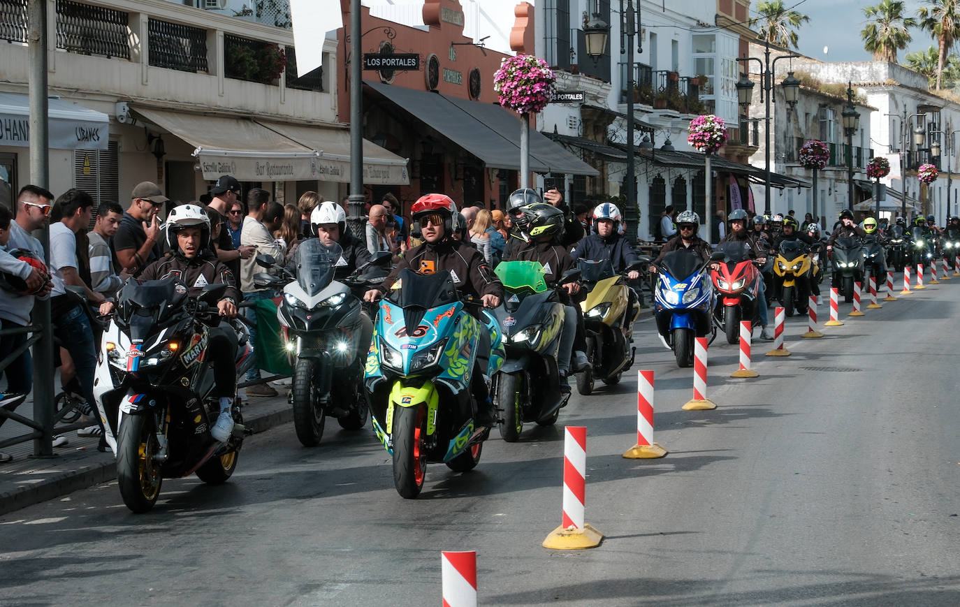 FOTOS: Regresa la fiebre motera a El Puerto