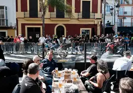 El alcalde de El Puerto destaca la «gran afluencia» de público en la ciudad con la Motorada