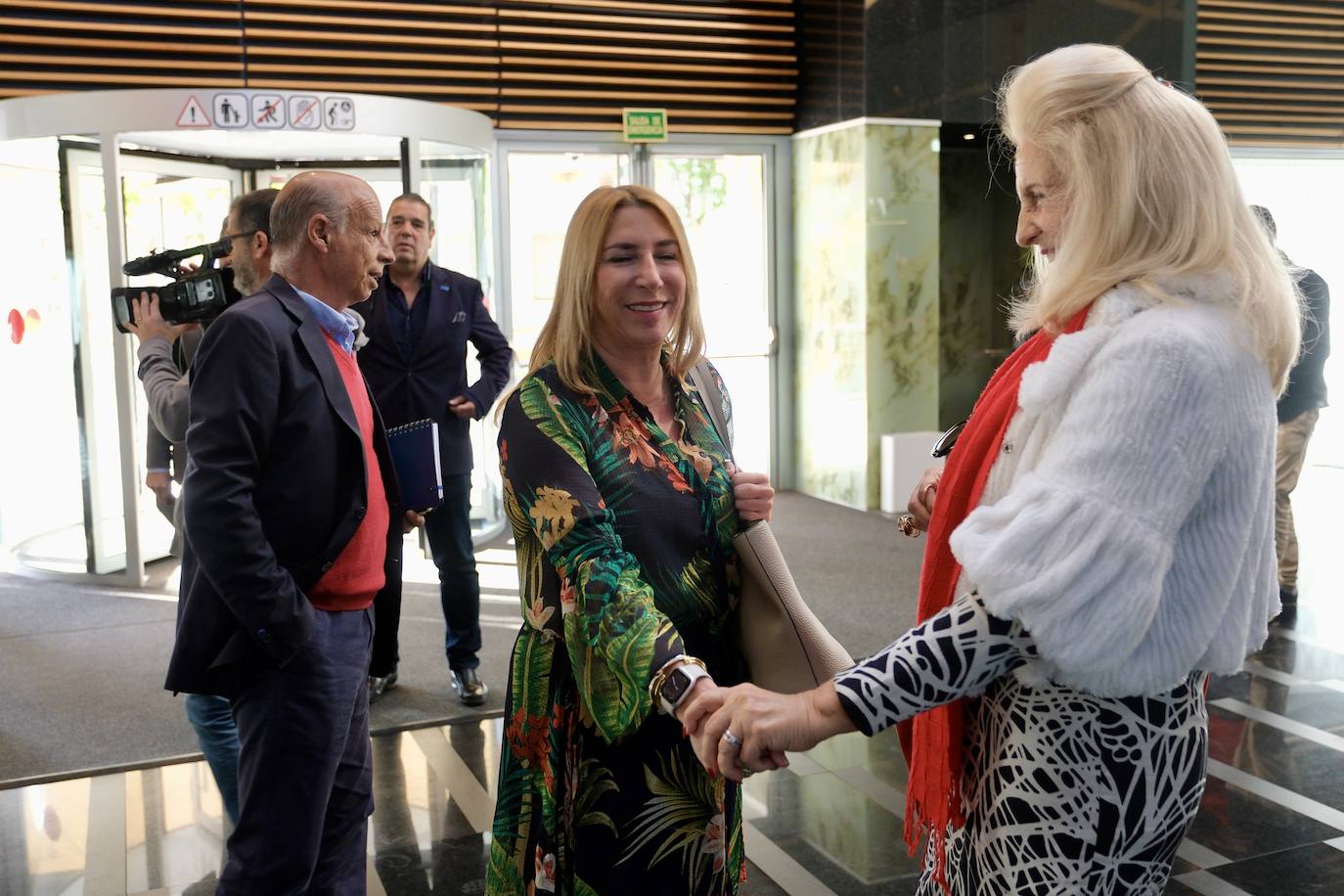 Personalidades de la vida social y política de la provincia de Cádiz asisten a la Mirada Económica con Joaquín Segovia, director territorial Sur de Telefónica