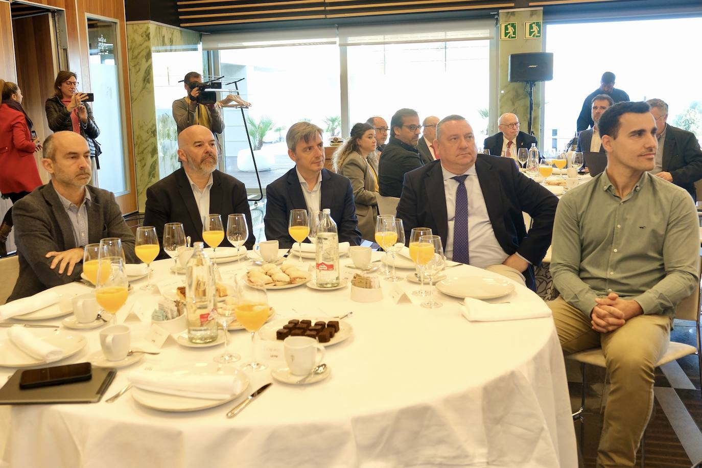 Fotos: La Mirada Económica con Joaquín Segovia, director territorial Sur de Telefónica