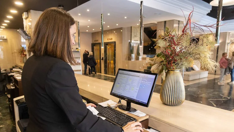 Los hoteles de la provincia de Cádiz dieron trabajo a 6.561 personas de media en 2023