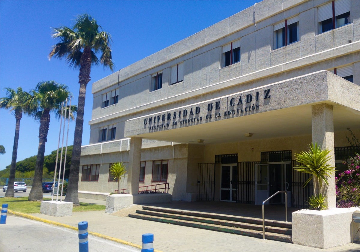 Sede de la Facultad de Ciencias de la Educación, en el campus de Puerto Real.