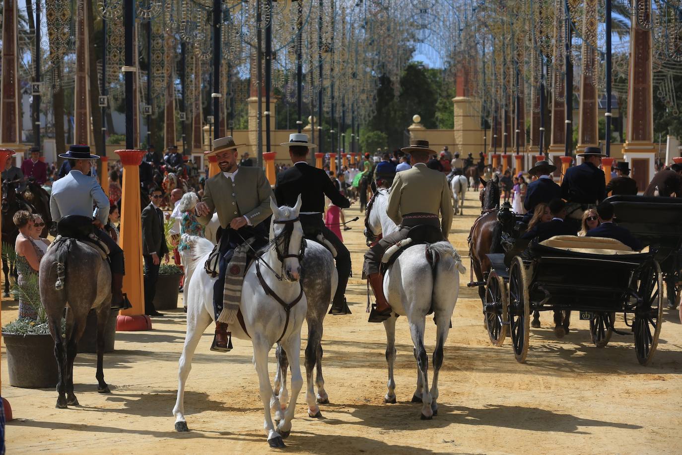 Fotos: Gran domingo de Feria en Jerez