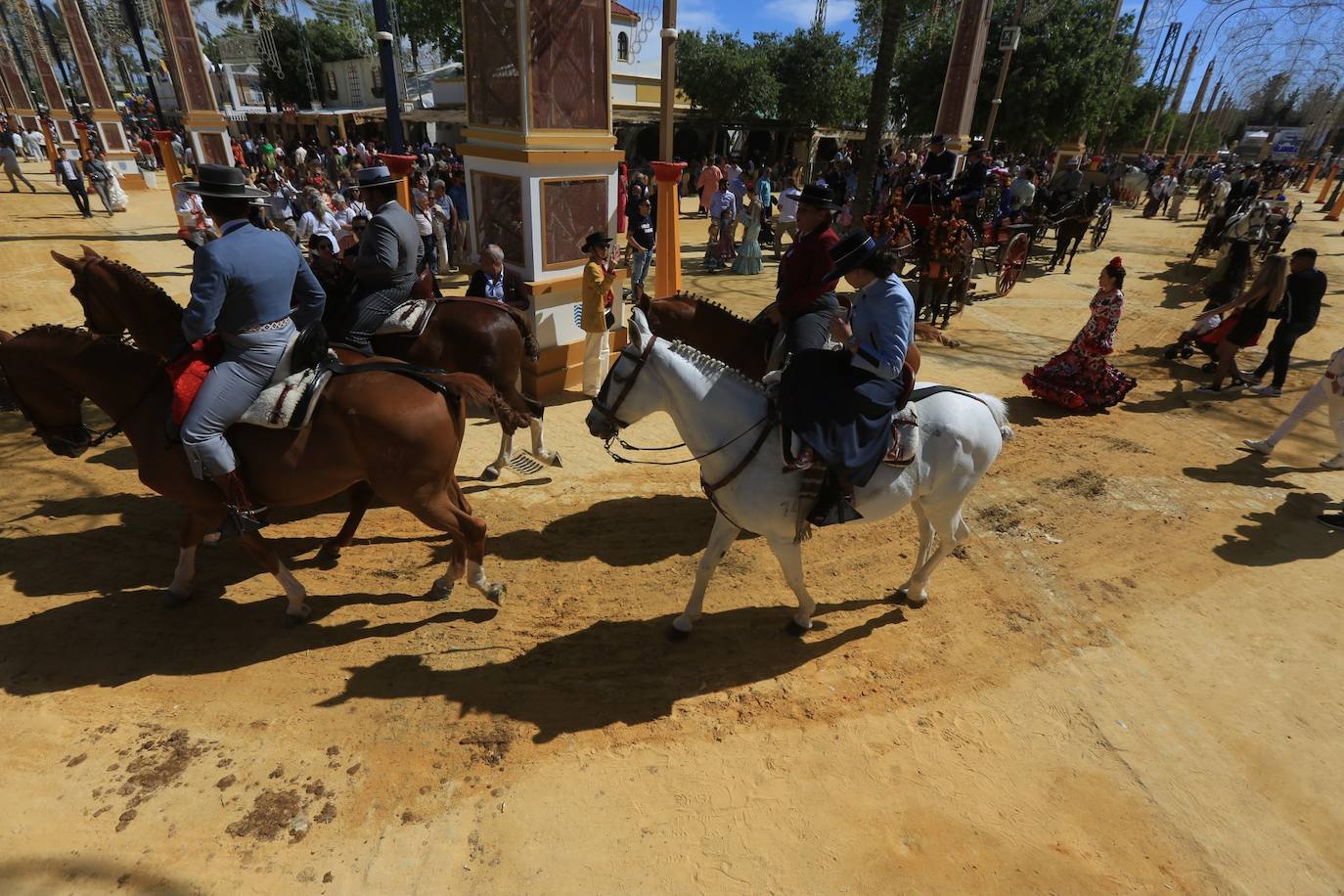 Fotos: Gran domingo de Feria en Jerez
