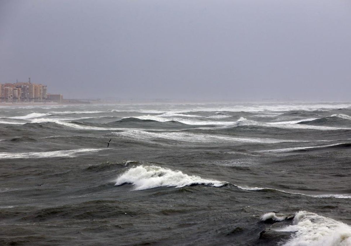 Activada la alerta amarilla por viento de Levante en Cádiz