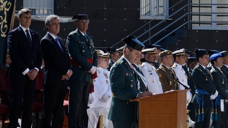 Fotos: Así ha sido la toma de posesión del nuevo jefe de la Comandancia, el coronel Luis Martín Velasco