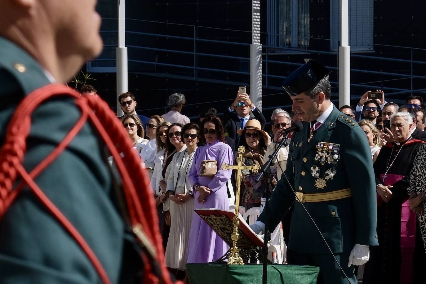 Fotos: Así ha sido la toma de posesión del nuevo jefe de la Comandancia, el coronel Luis Martín Velasco