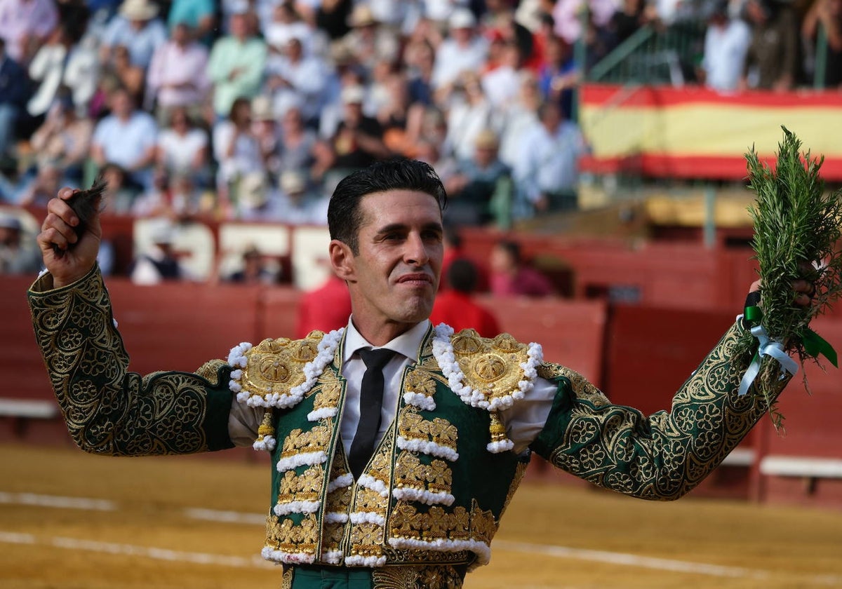 Fotos: Alejandro Talavante, Roca Rey y Pablo Aguado en la Feria de Jerez