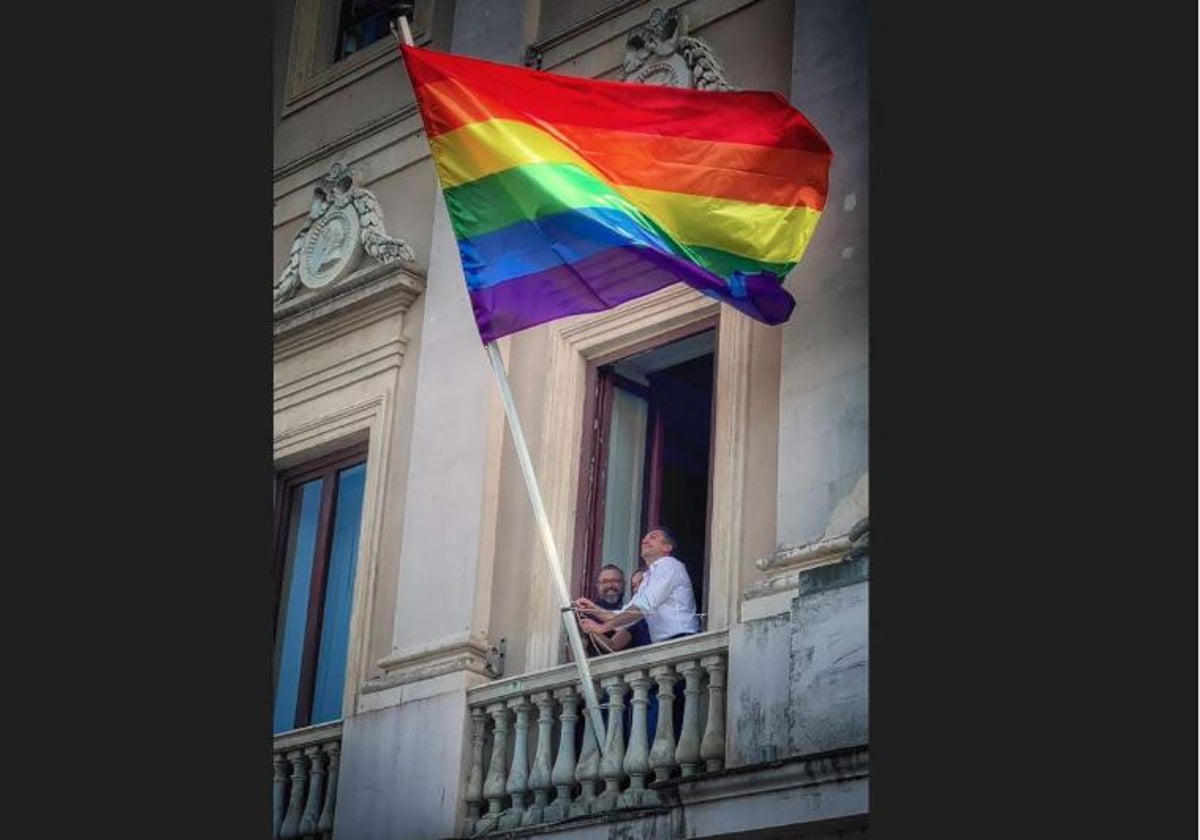 &#039;Libertad para ser y amar&#039;, la campaña del Ayuntamiento de Cádiz contra la LGTBIfobia