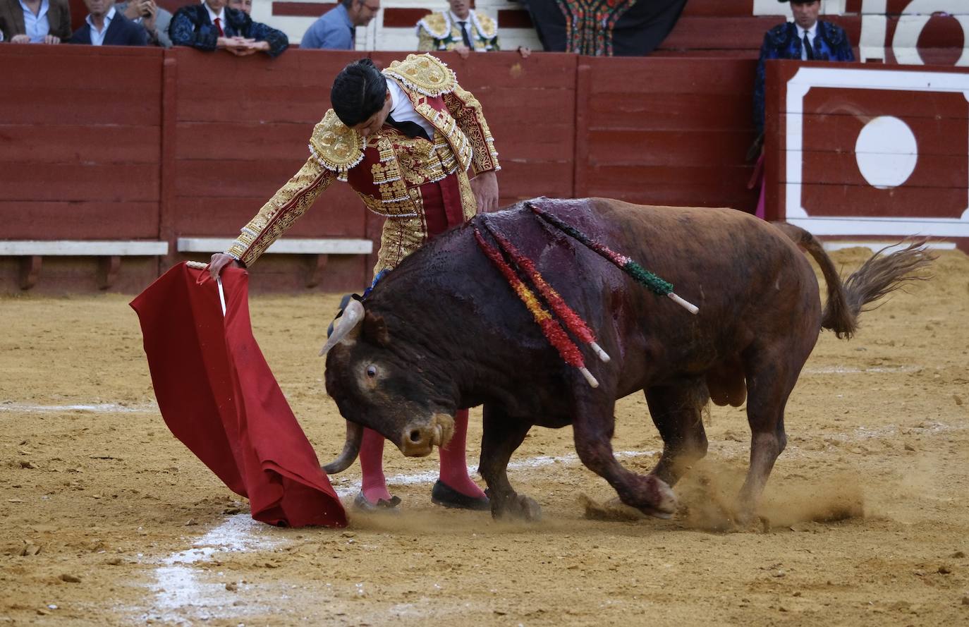 Fotos: Alejandro Talavante, Roca Rey y Pablo Aguado en la Feria de Jerez