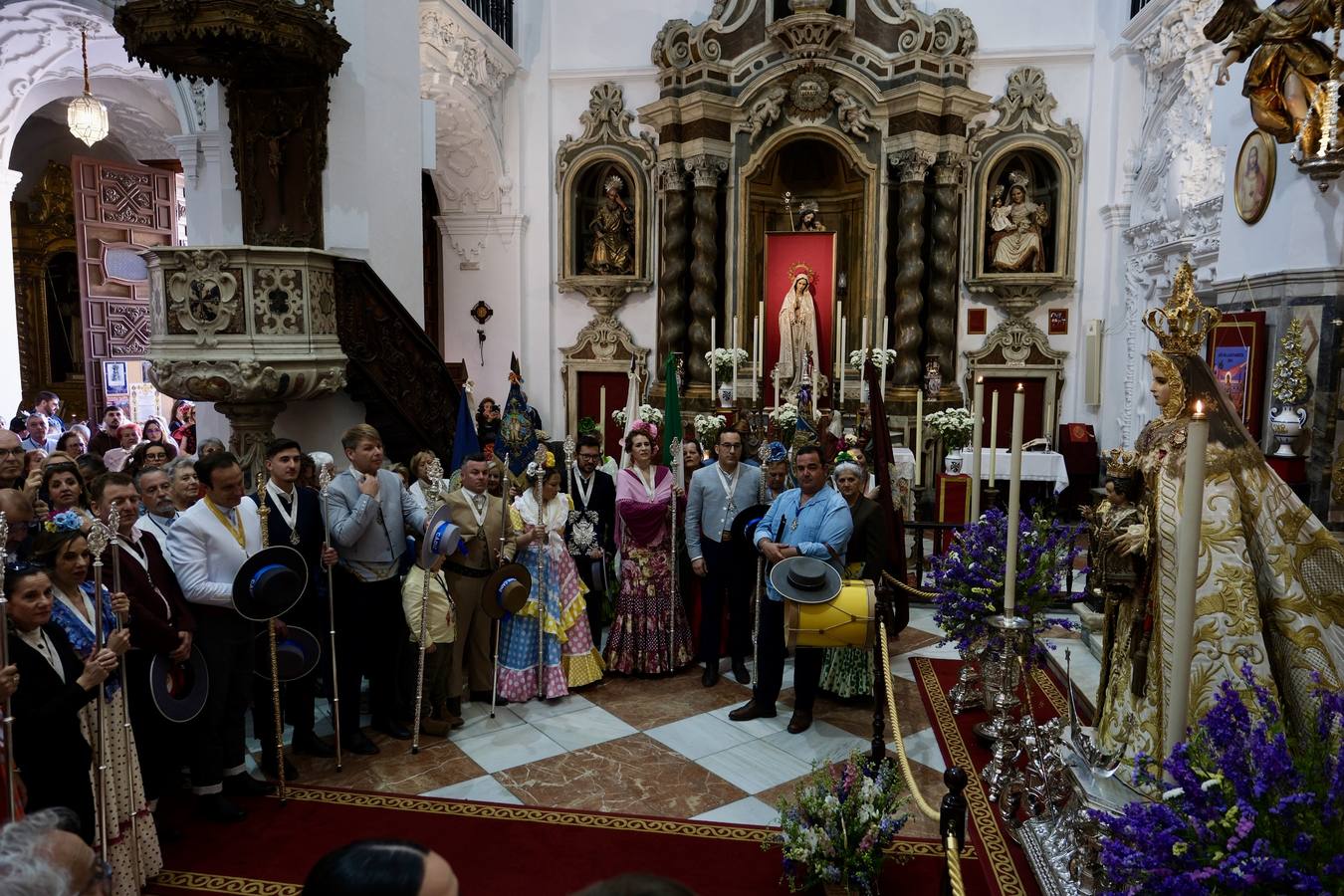 Fotos: La hermandad del Rocío de Cádiz recorre la ciudad antes de salir hacia Almonte