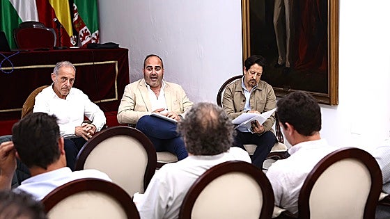 Diputación propone a la Mesa de la Caza su proyecto de feria cinegética