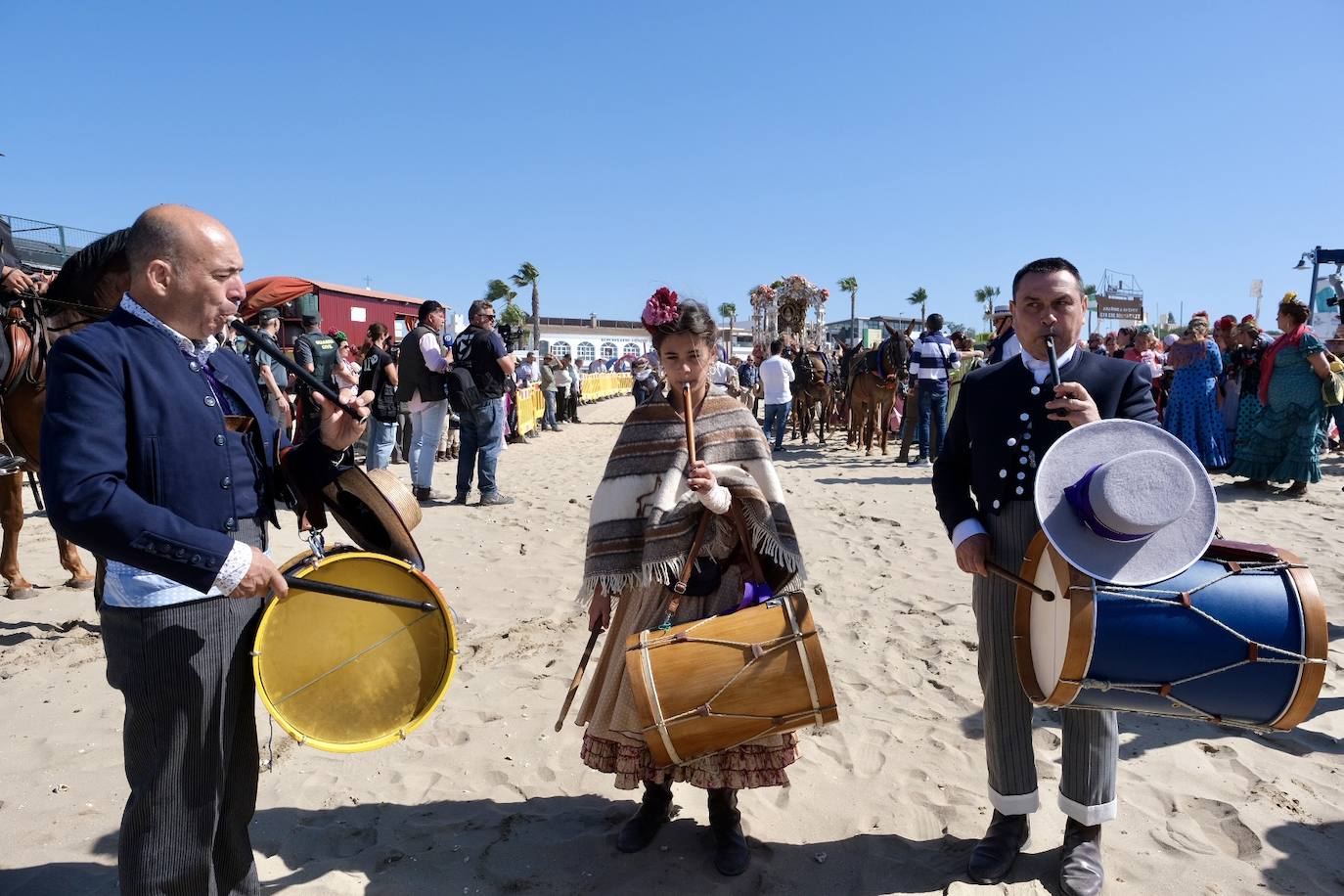 Fotos: embarque de la hermandad del Rocío de Jerez