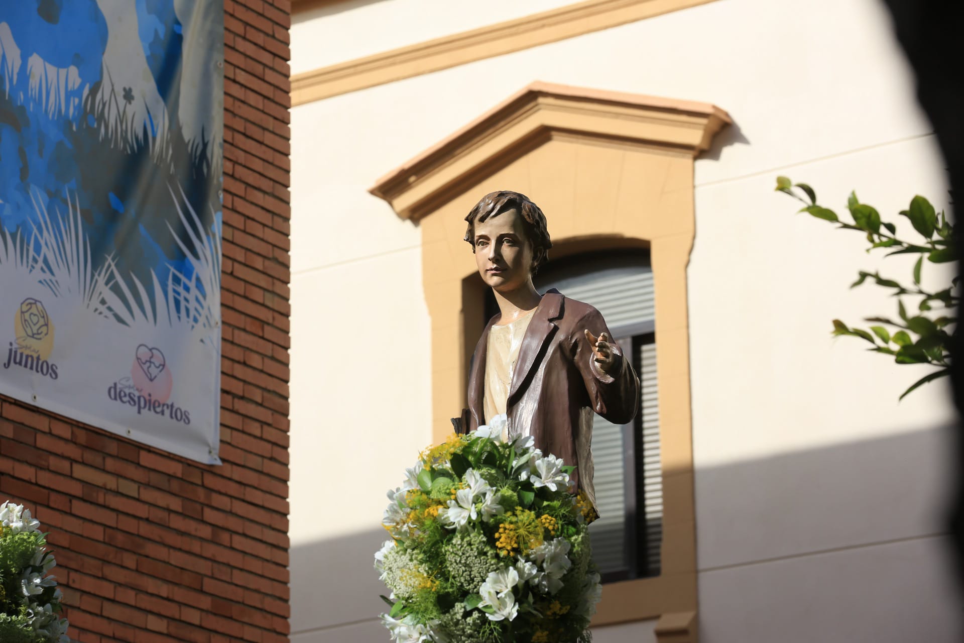 Fotos: Salesianos arropa a su patrona, María Auxiliadora