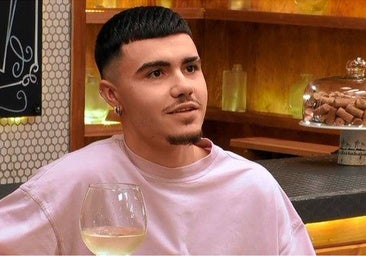 El hijo de Dani Güiza llega a 'First Dates', pero su cita no conoce a su padre: «Para mí es como un ídolo»