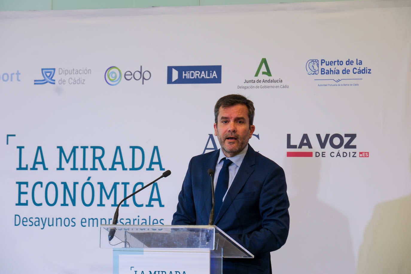 Fotos: La Mirada Económica con Eugenio Díaz del Río, almirante de la Flota