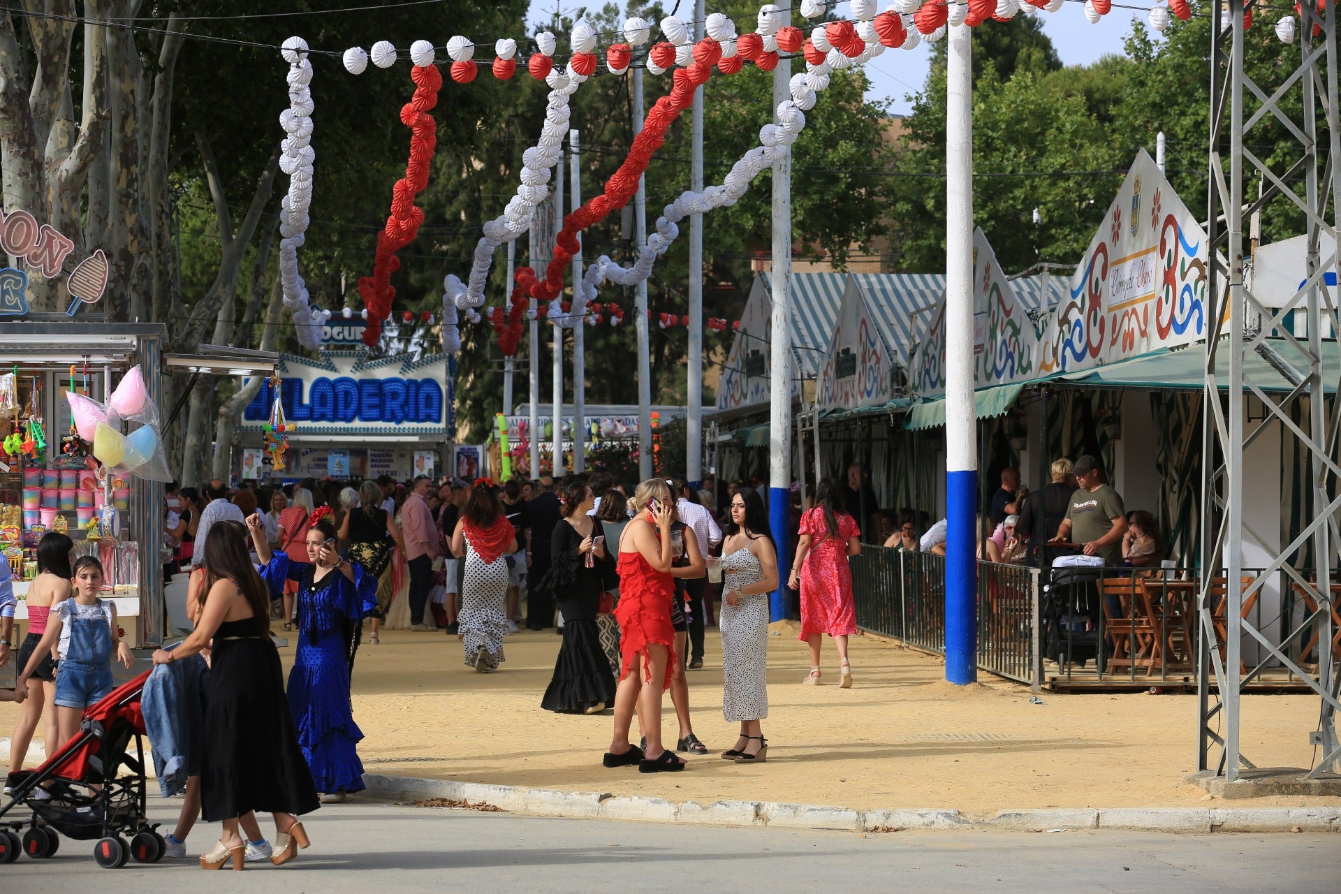 El primer día de Feria de El Puerto en imágenes