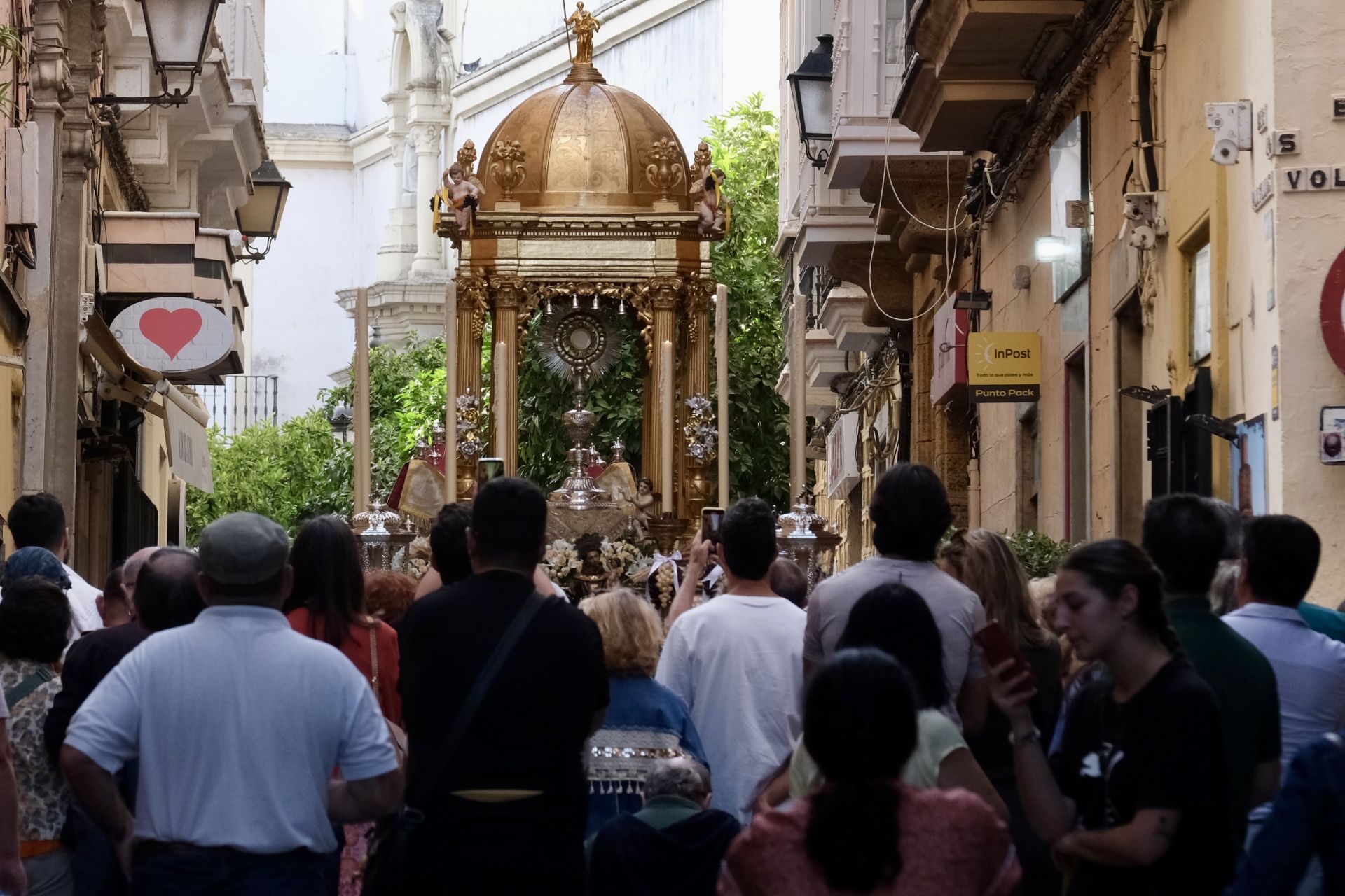 Galería de fotos y vídeo: las imágenes del Corpus Chiquito de Cádiz