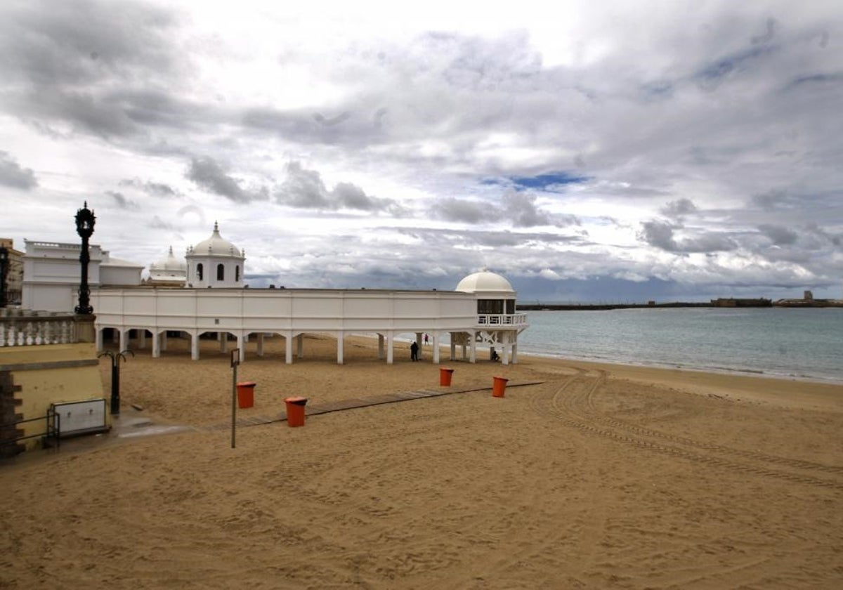 La travesía a nada comenzará en la playa La Caleta, a las ocho de la mañana del 14 de julio.