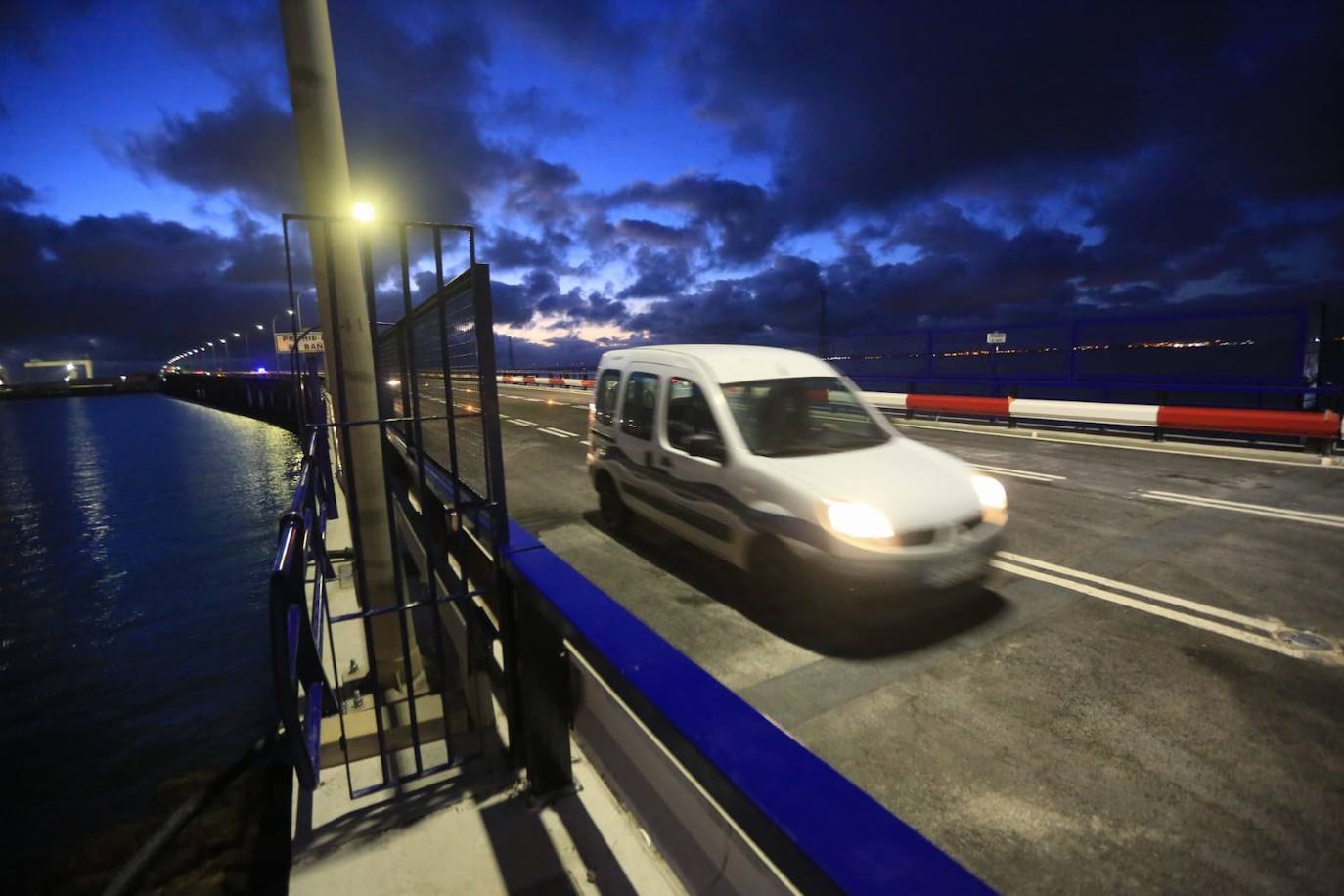 Fotos: El puente Carranza de Cádiz ya está abierto al tráfico