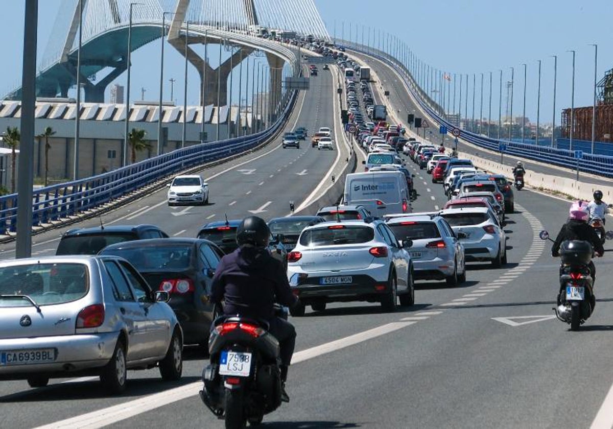 Puente de la Constitución de Cádiz.