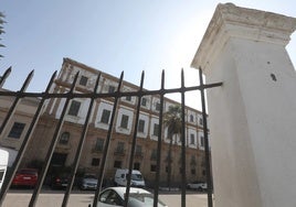 El alcalde de Cádiz elude hablar del traslado de Ciencias de la Educación a Valcárcel