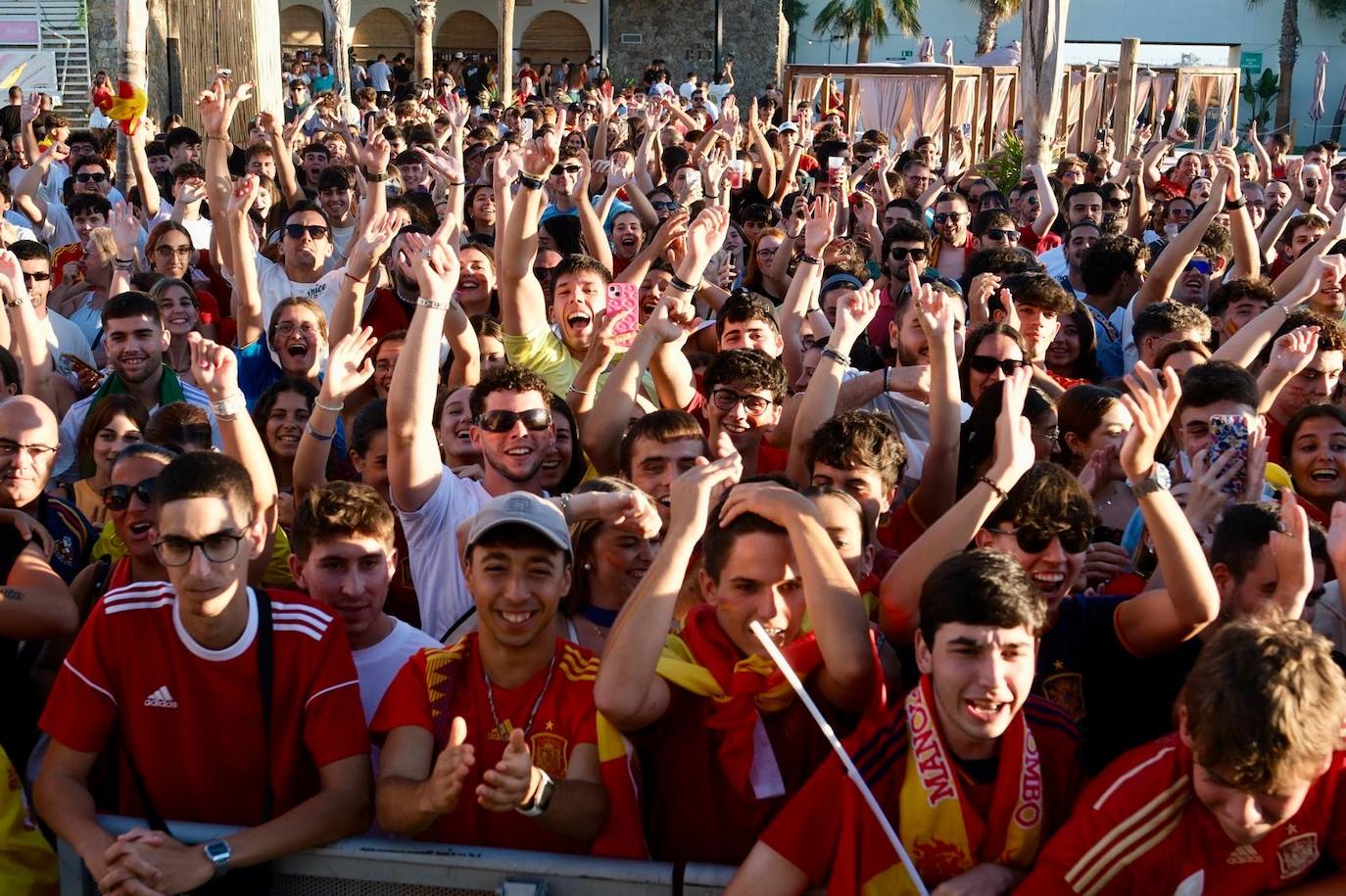 Fotos: Así se ha vivido el España-Francia en Cádiz