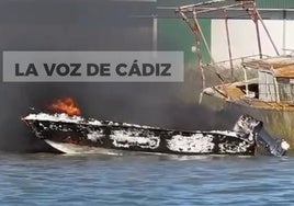 Narcos queman 'petaqueras' en el  río Guadalquivir