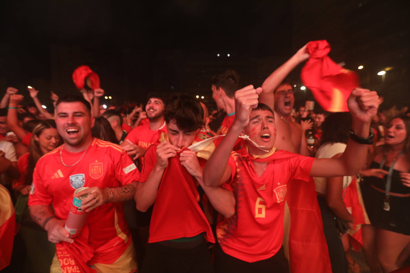 Fotos: Cádiz y La Roja, un solo corazón en la final de la Eurocopa 2024