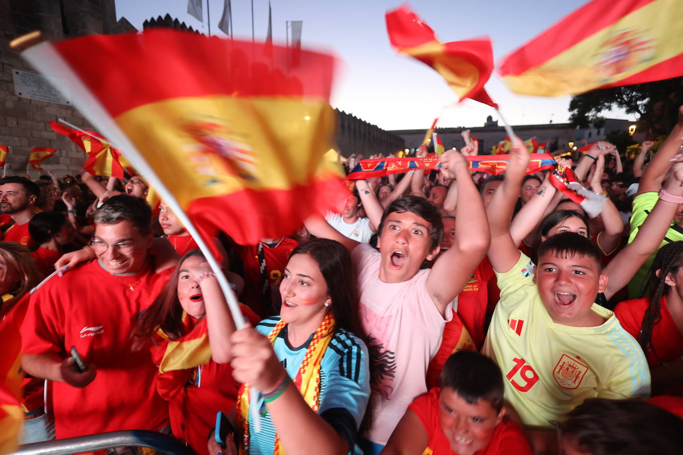 FOTOS: Los aficionados portuense se emocionan con el partido de España en la Eurocopa