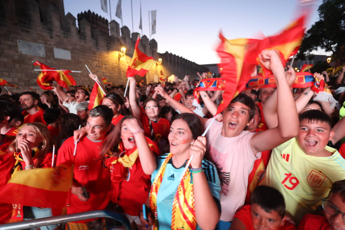 FOTOS: Los aficionados portuense se emocionan con el partido de España en la Eurocopa