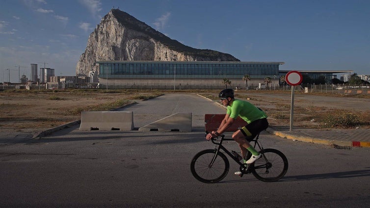 El Gobierno de Picardo lamenta los cánticos «rancios» de 'Gibraltar español': «El deporte no debe usarse para ideologías»