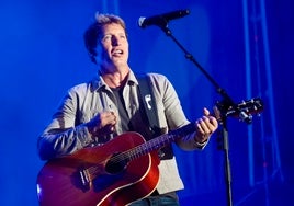 James Blunt conquista Sancti Petri con su romanticismo