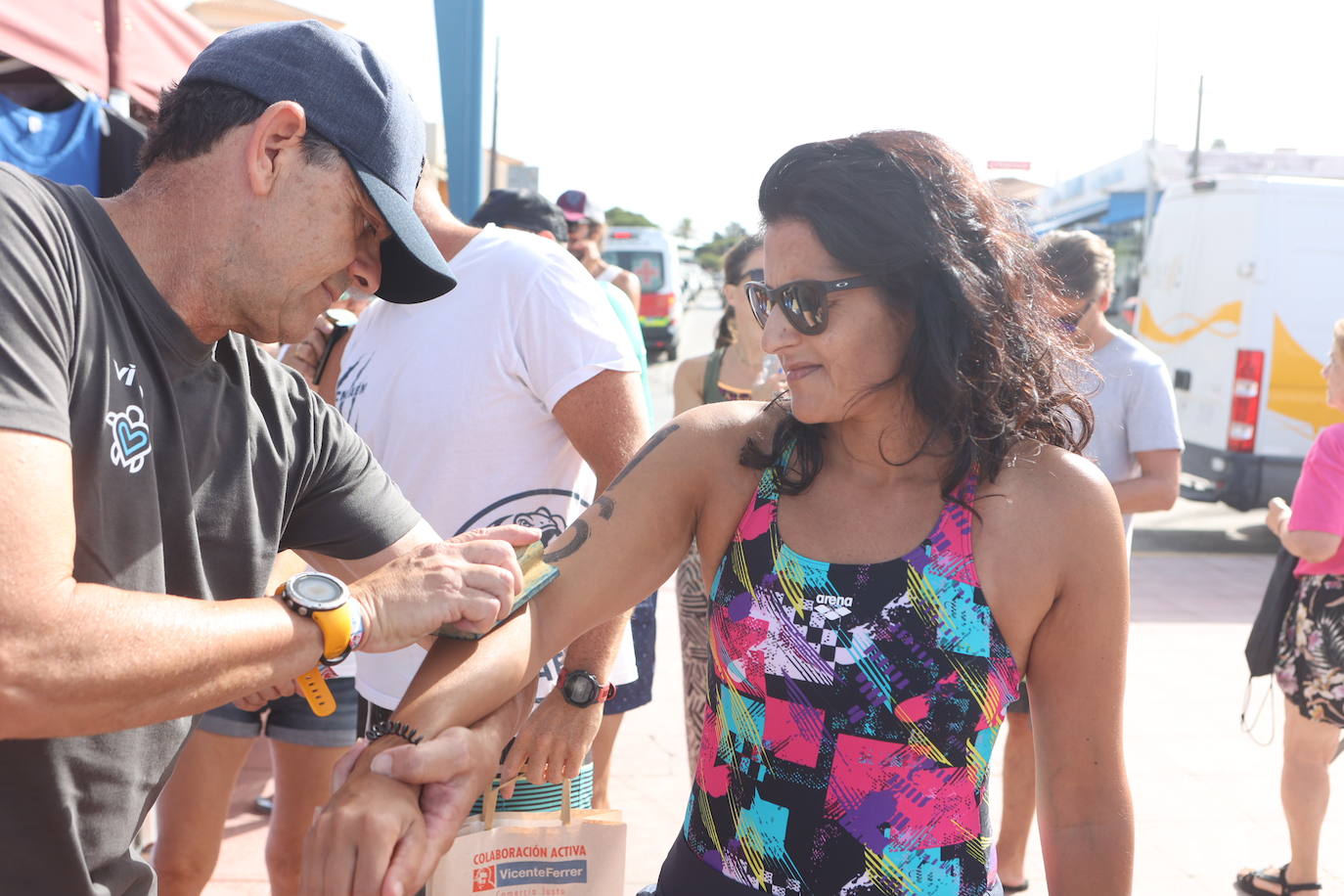 Fotos: La Barrosa celebra una nueva edición de &#039;Brazadas Solidarias Chiclana&#039;