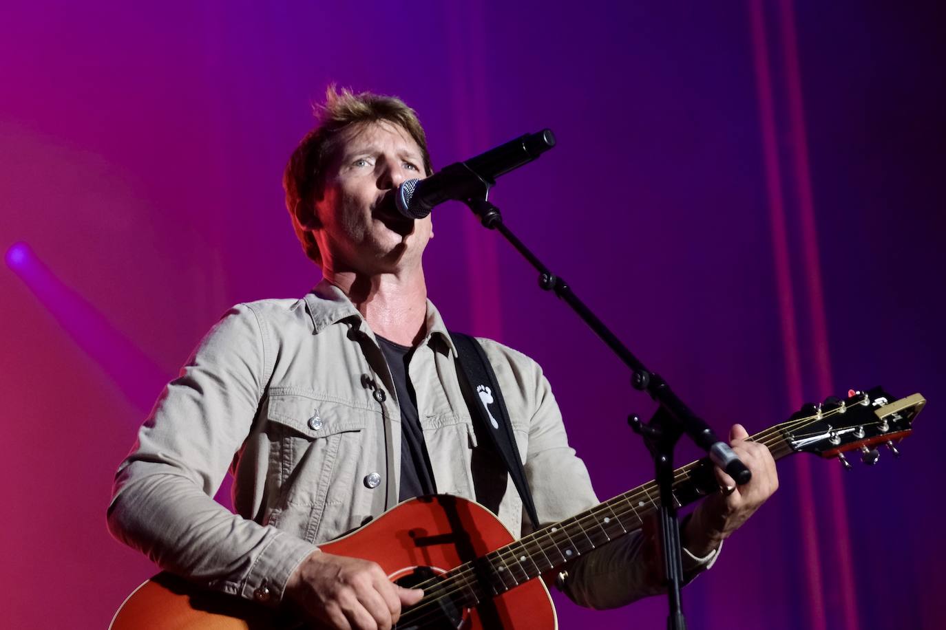 Fotos: James Blunt conquista Sancti Petri