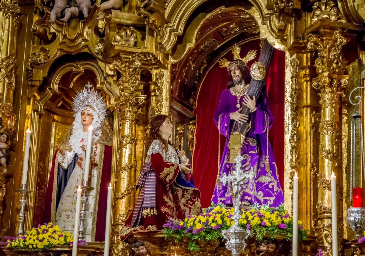 Solemnes Cultos por la Festividad de Santa María Magdalena en la Cofradía del Nazareno de Santa María.